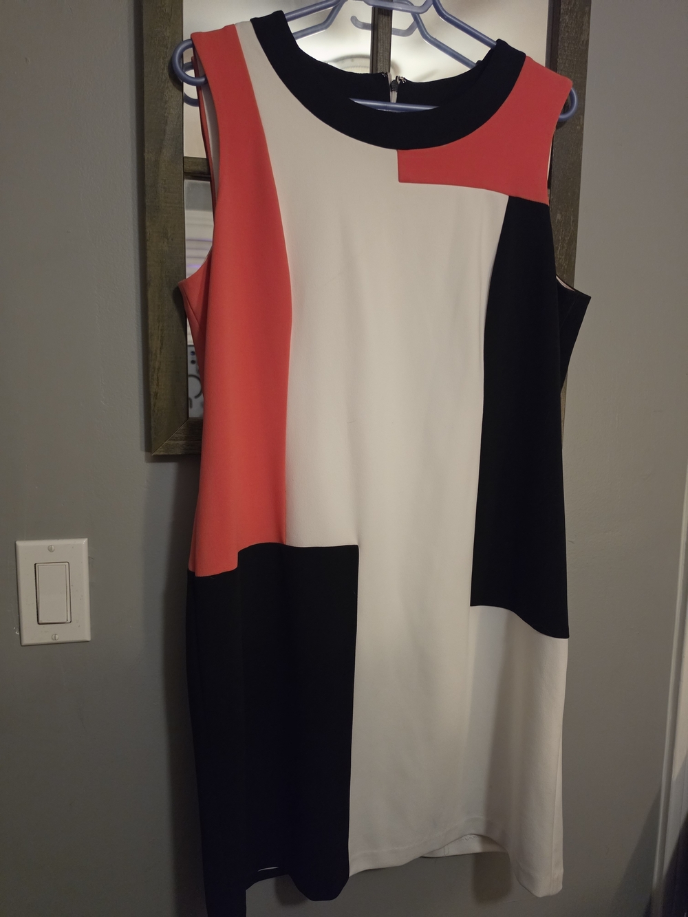 Calvin Klein Coral, Black & White Colorblock Sleeveless Shift